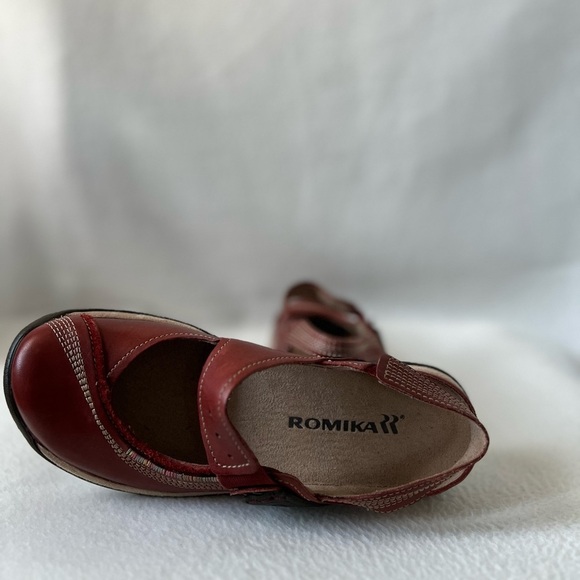 Romika Size 36/6 Red/Creme Leather multicolor Accent Stitching Casual Slip On. - Picture 13 of 16